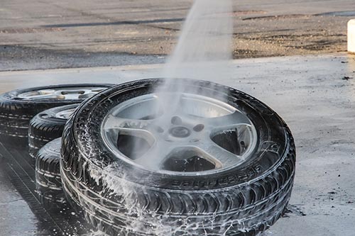 Nettoyage des<br> jantes et pneus Forbach